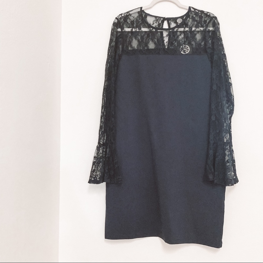 New Bobeau Bell Sleeves Lace Dress Navy Size XL